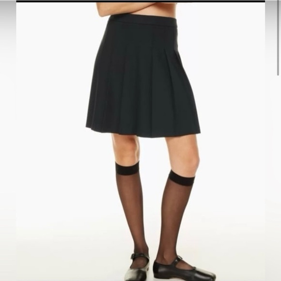 Theory Marylynn B Wool Blend Pleated Skirt Women Size 10 Black Office Career - Picture 1 of 10